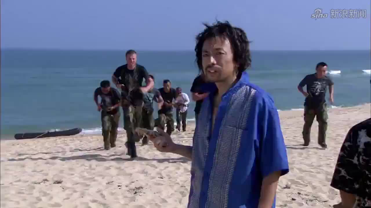 火蓝刀锋:老兵带徒弟回军营,到处耀武扬威,谁知连战神都躲着走