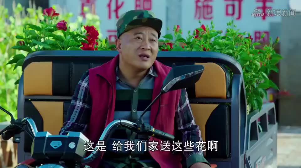 落魄彪哥买菜贼墨迹,杠上卖菜海燕,彪哥直接口水攻击笑爆了