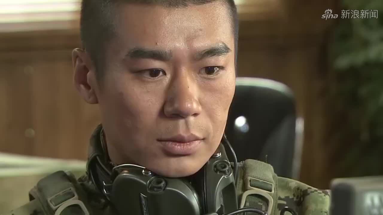 特种兵之火凤凰:看到叶寸心,雷神想到了自己的未婚妻