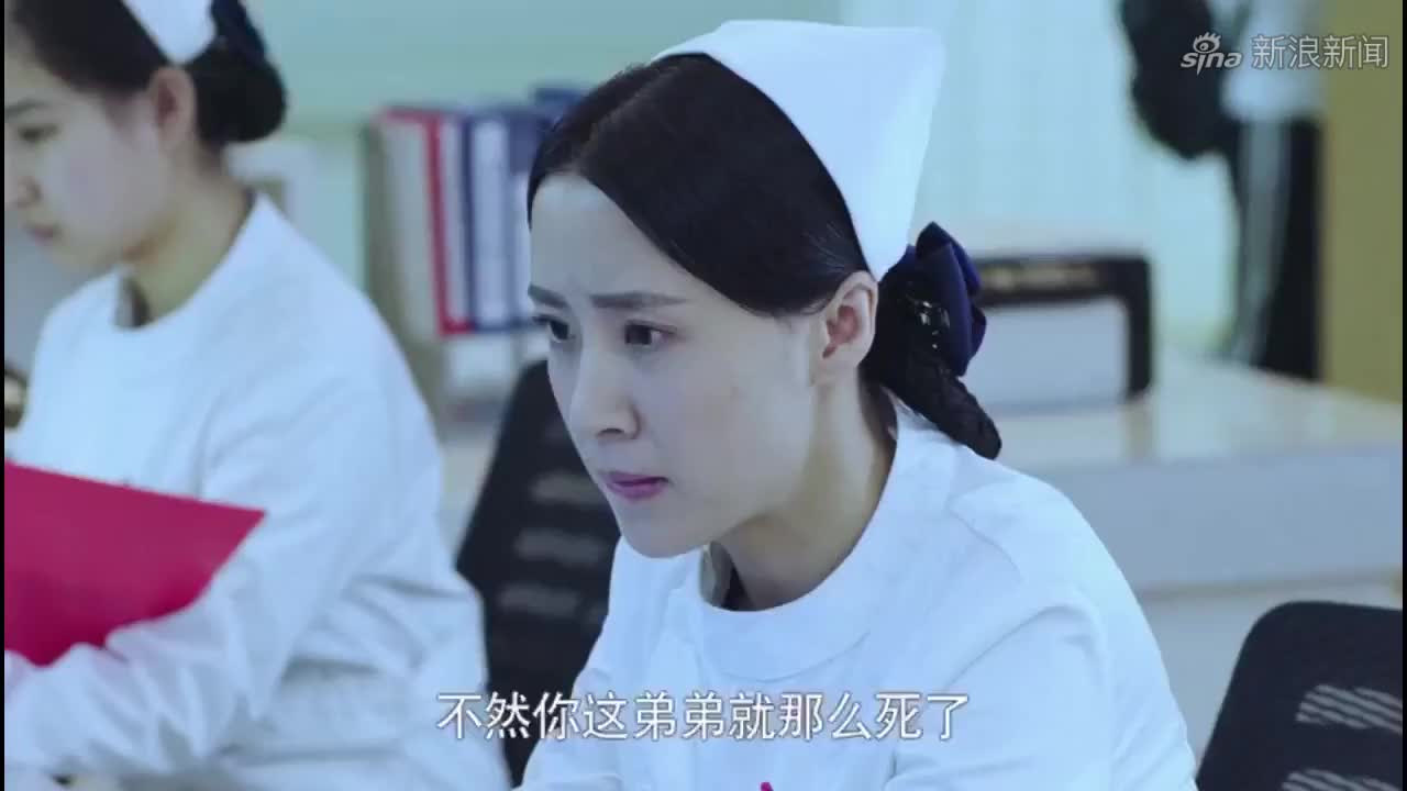 急诊科:农民工没钱救命急哭了,护士一下拿出几万,撒谎患者捐的