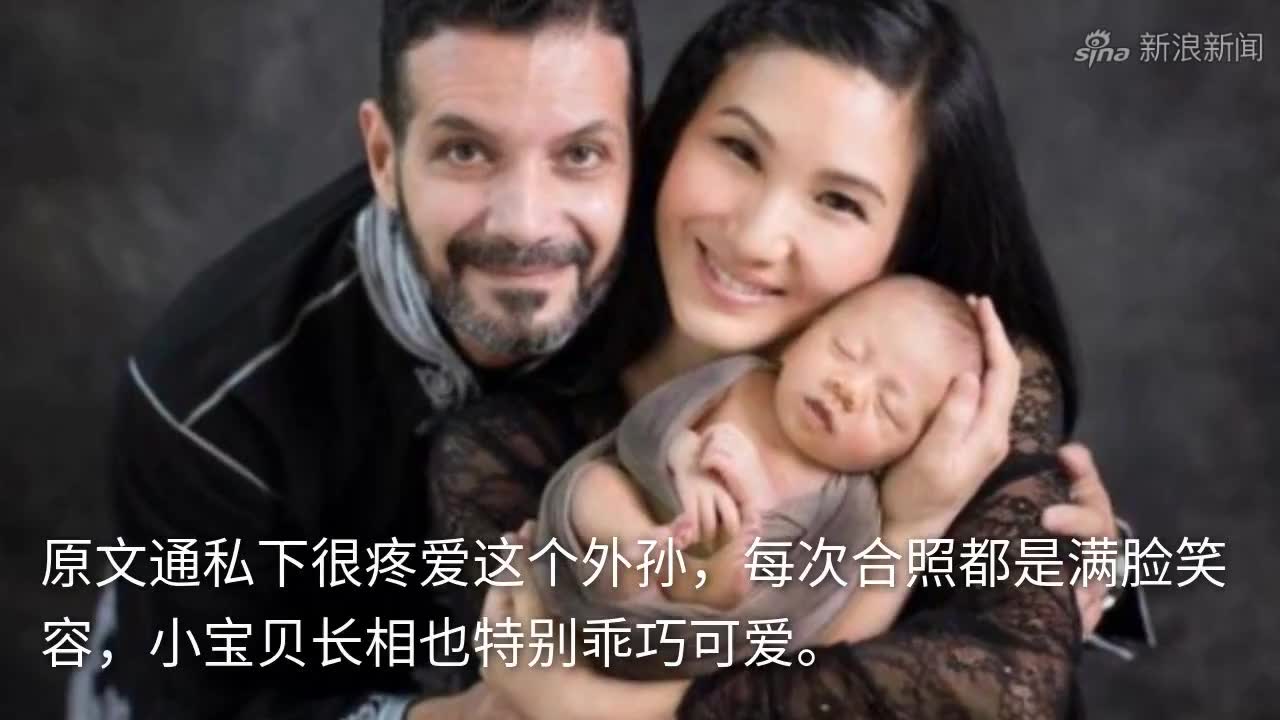 郑佩佩前夫晒近况,和外孙合照满脸慈祥,为生儿子让老婆流产4次