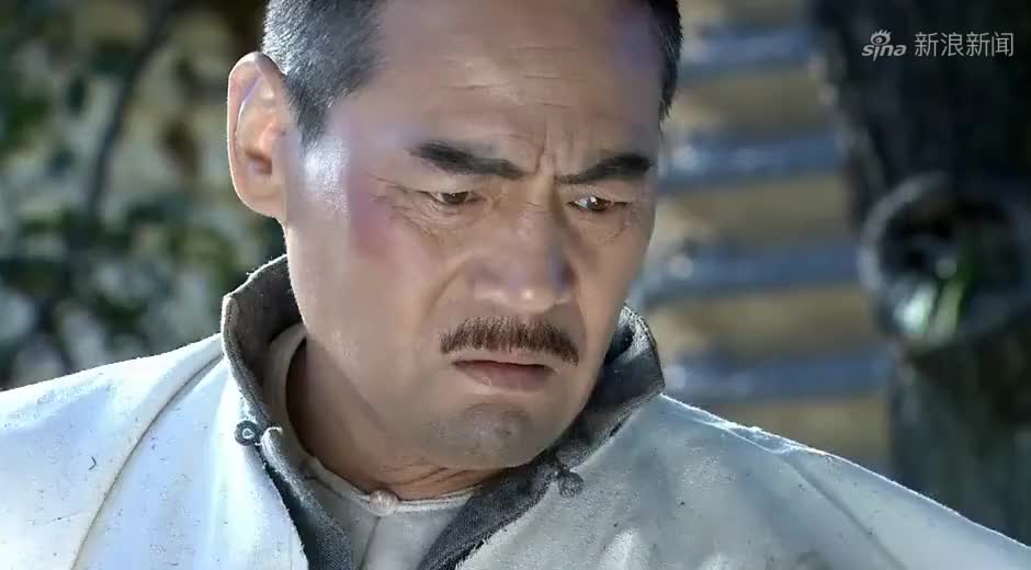 白金柜当汉奸,戴天理手拿打狗棍,要了解他性命