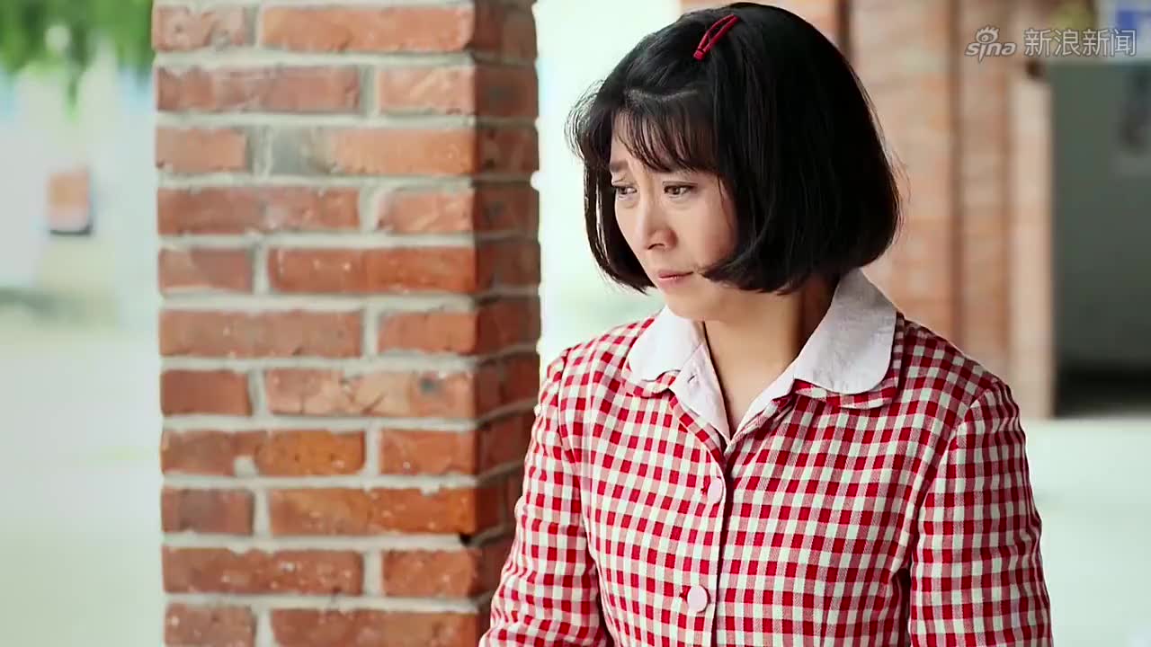 俺娘田小草:儿子给母亲买好吃的,不料钱不够,店主竟直接给了他