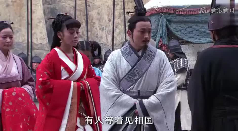 张仪被山贼绑上山,大当家竟是周室公主姬狐,一眼认出张仪的佩剑