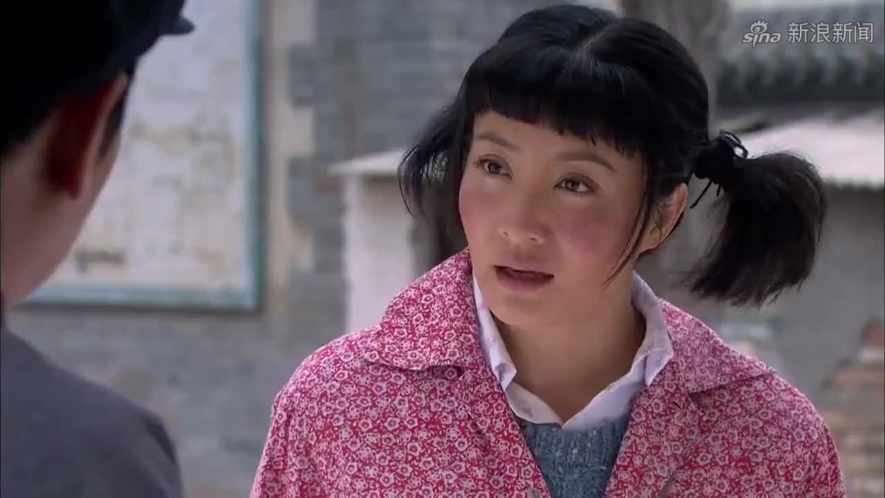 傻春:傻春捡烂菜叶回家包包子,一家人吃得可香了,第二天还想吃