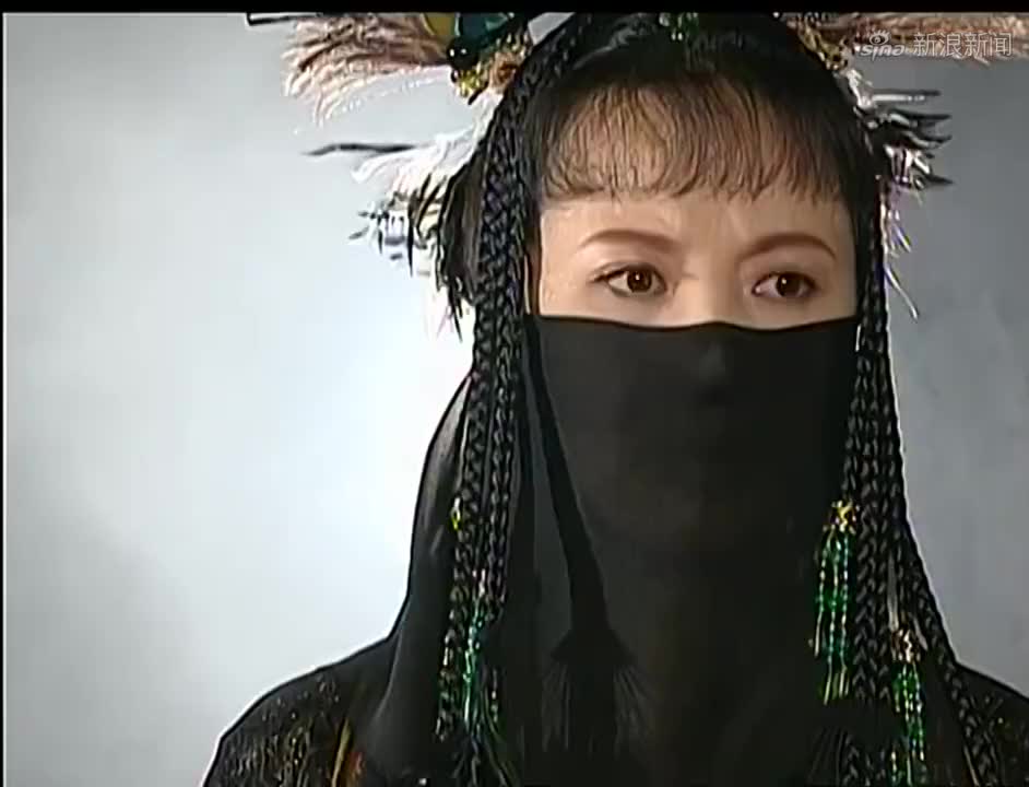 步惊云得到绝世好剑,傲夫人为了让剑魔夺剑,竟答应嫁给剑魔