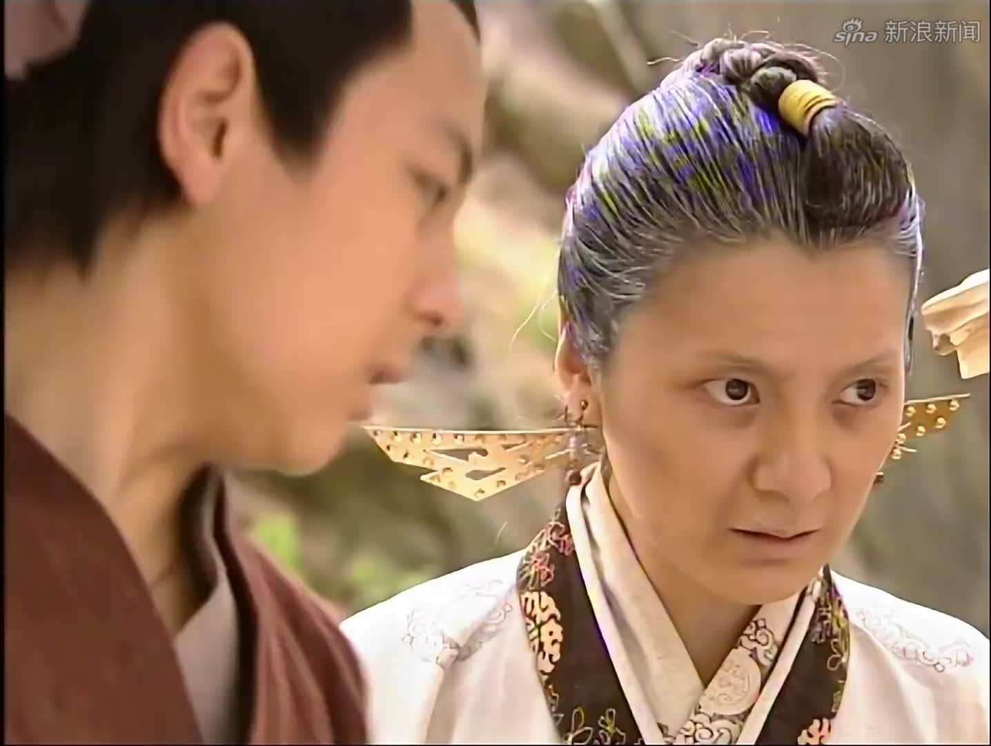 倚天屠龙记:金花婆婆要带走无忌,危急时刻,灭绝师太现身阻拦!