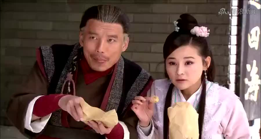 龙门镖局:秋月带糊糊回娘家,没想到是个富家女,一点看不出来