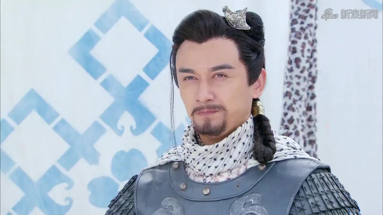 隋唐英雄:苏宝同要与程铁牛打斗,眼看不敌,竟然暗箭伤人