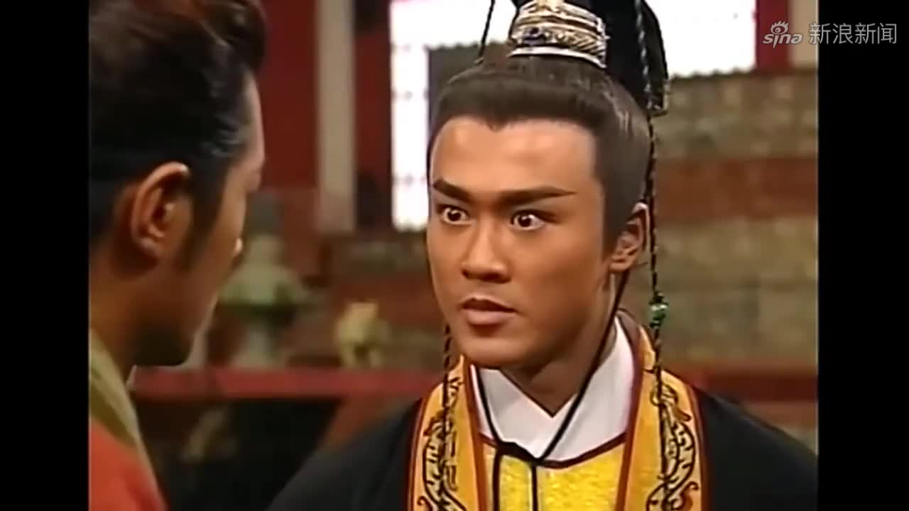 项少龙穿越到秦朝给秦始皇讲解历史,听得秦始皇一脸懵逼生无可恋