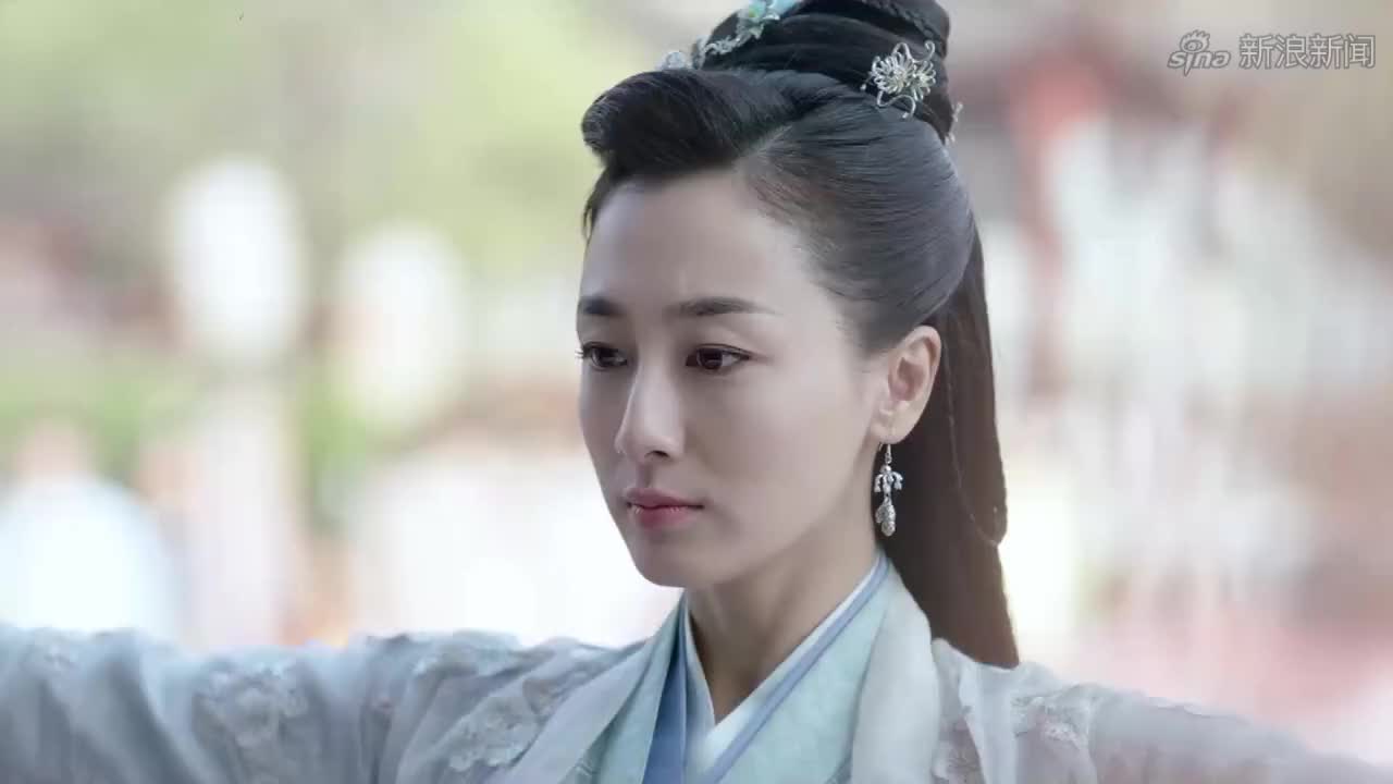 锦衣之下:陆绎父亲害了夏然,是今夏的仇人,陆绎只能借酒消愁