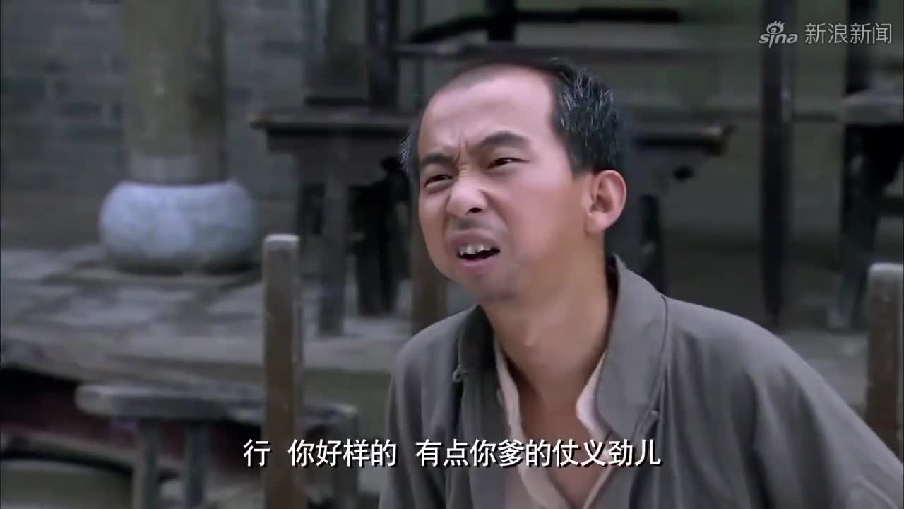 铁梨花:别看色子弱不禁风,混混们见了却怕得要命,地位真牛!