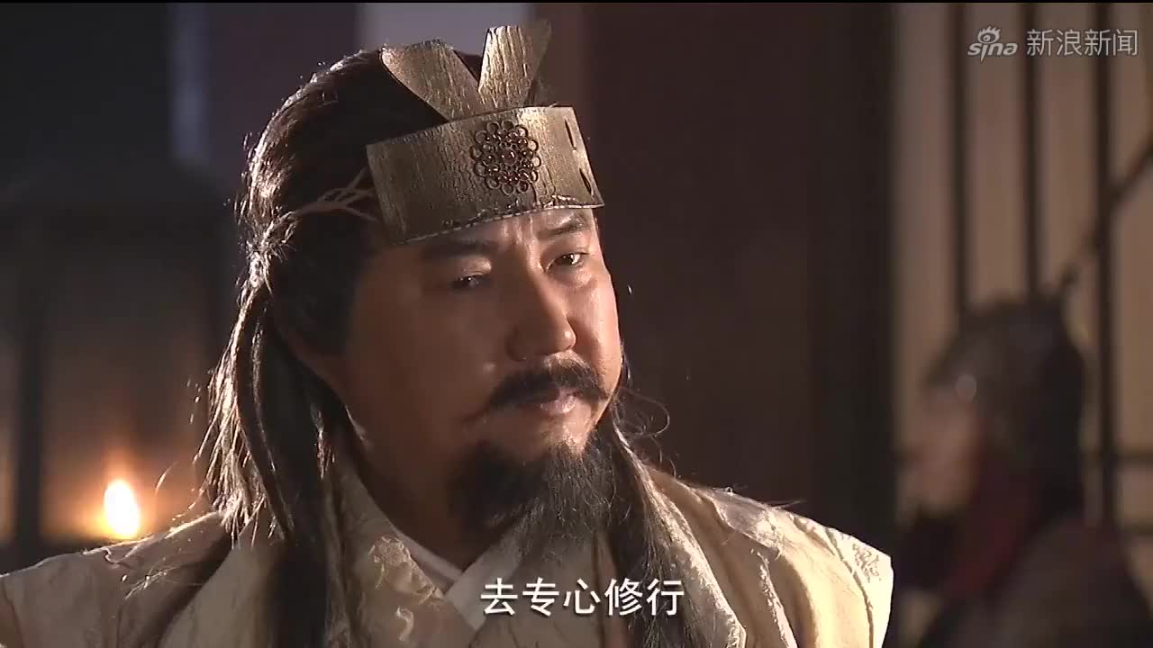 《封神榜》南极仙翁手持斩仙飞刀,一声宝贝转身秒杀一气仙人!