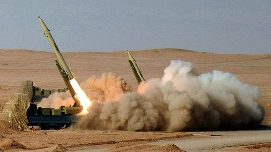 伊朗军演试射16枚弹道导弹