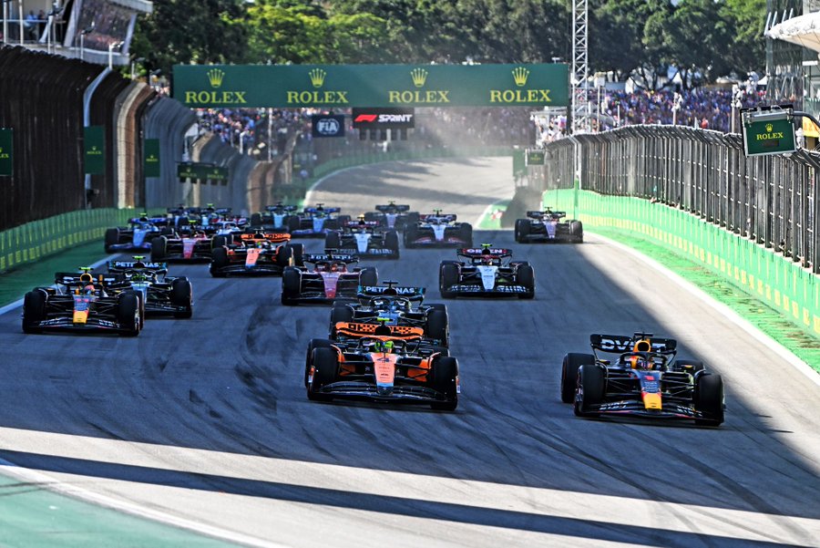 F1圣保罗大奖赛冲刺赛维斯塔潘获胜 诺里斯第二_新闻_新浪竞技风暴_新浪网