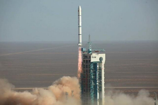 美军高官：中国高超飞行器是滞留太空的轨道轰炸系统