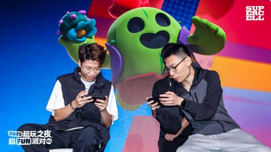 （《荒野乱斗》挑战赛现场）