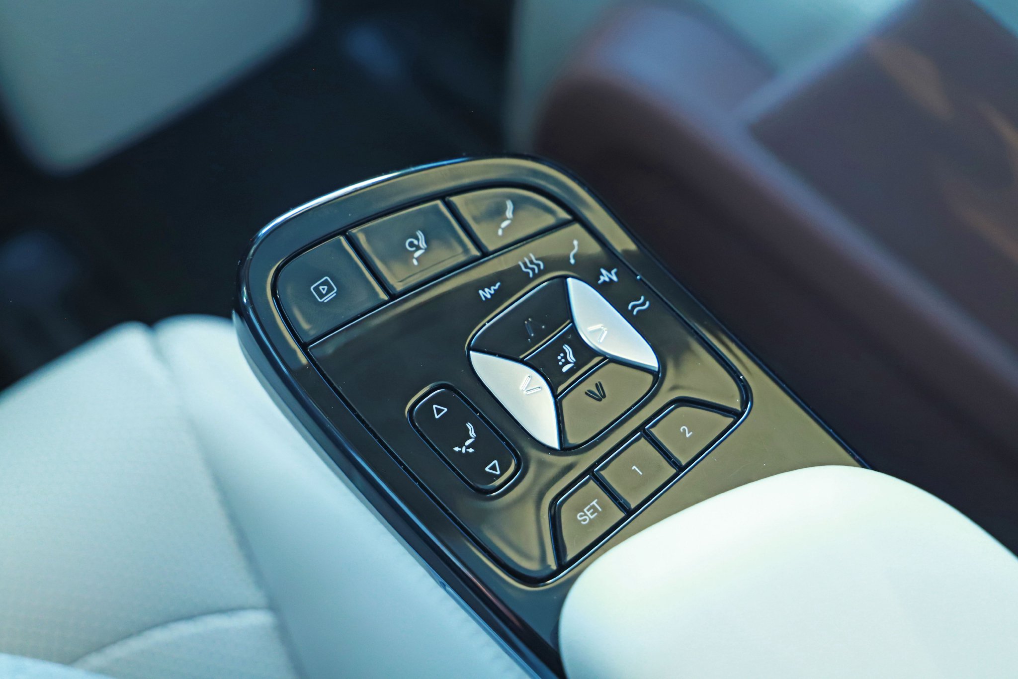 天神之眼高阶智驾上车！ 到店实拍比亚迪夏