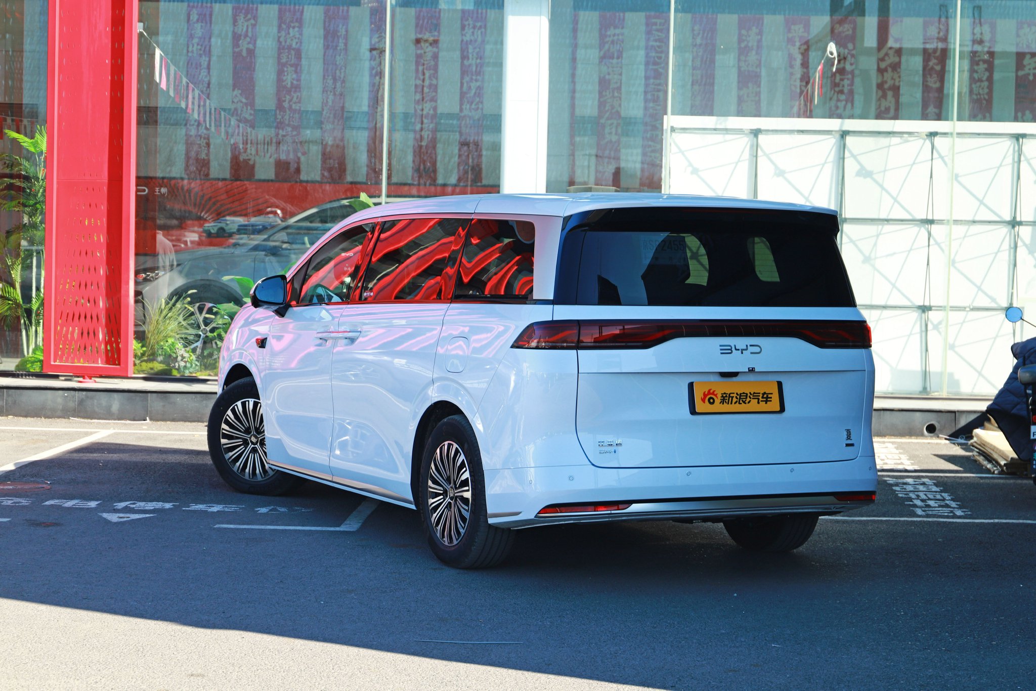 天神之眼高阶智驾上车！ 到店实拍比亚迪夏