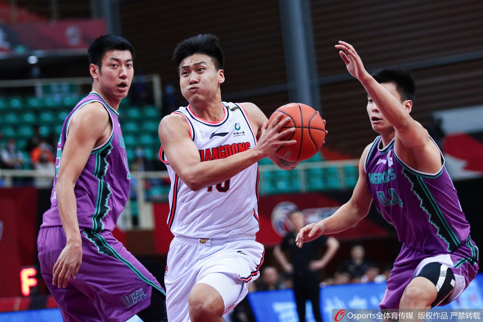 CBA半决赛：广东117-99山东