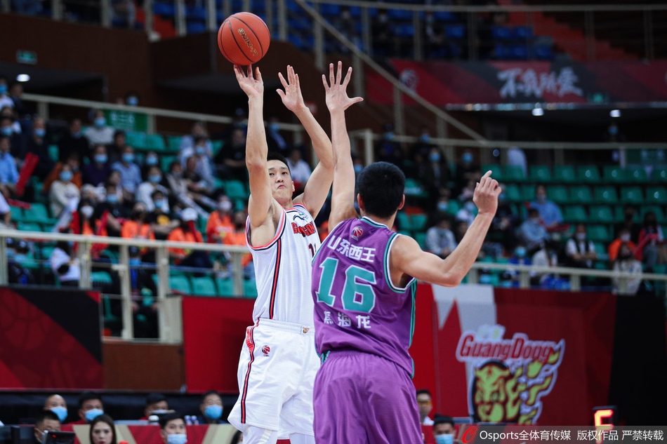 CBA半决赛：广东117-99山东