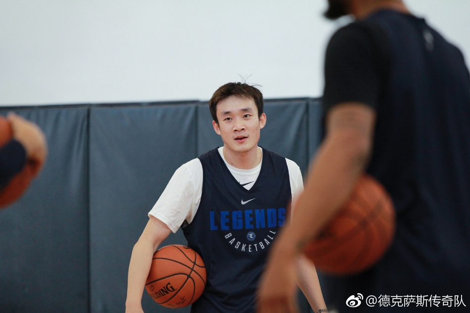 丁彦雨航参加训练