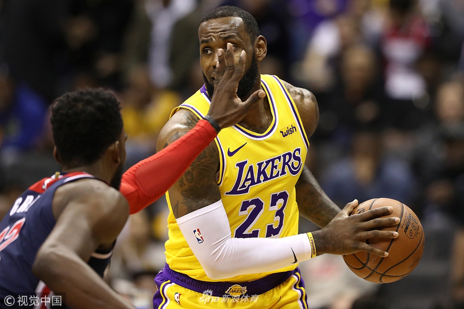 詹姆斯全场仅得13分