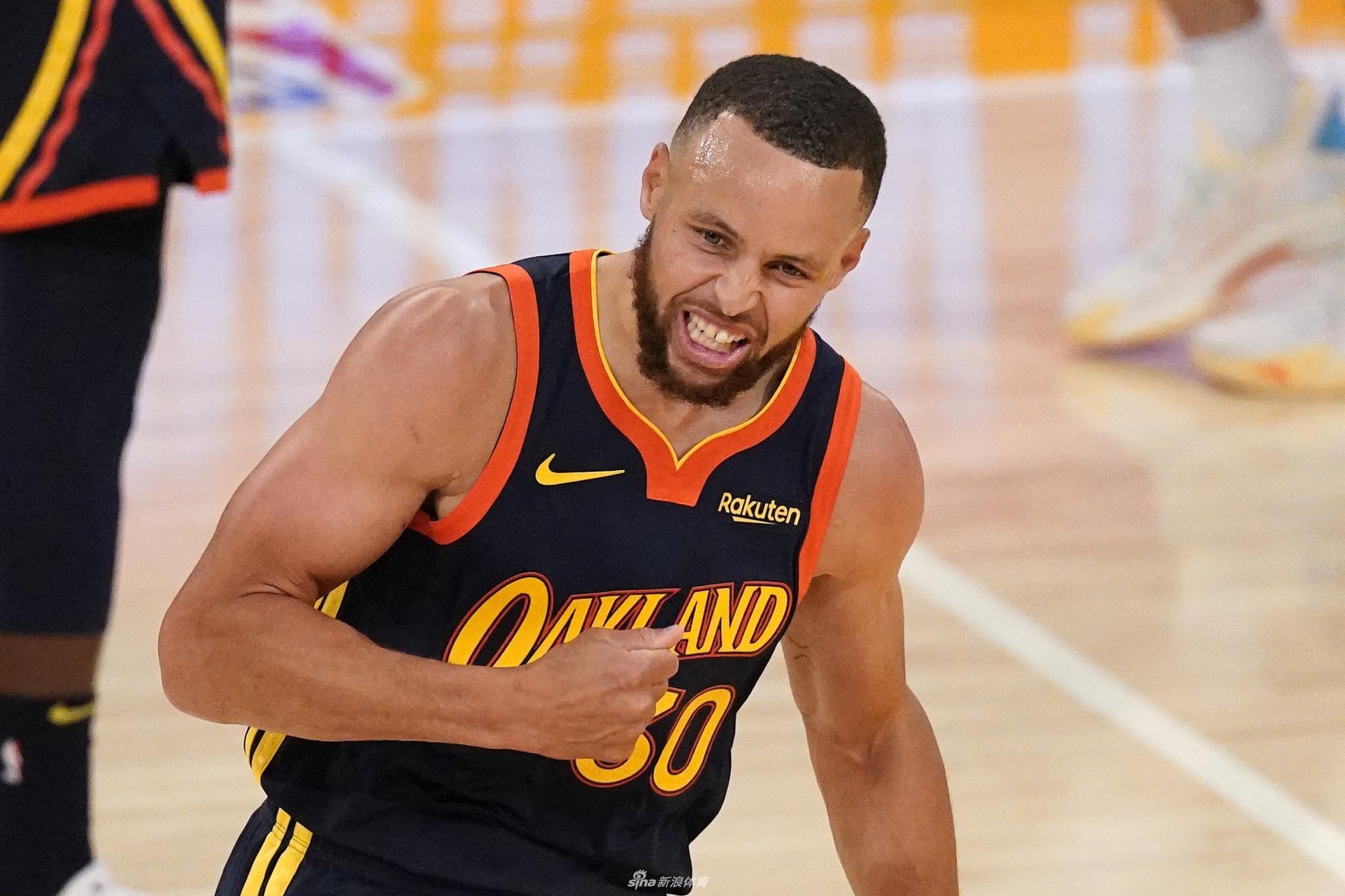 [NBA附加赛]湖人胜勇士晋级季后赛 詹姆斯砍三双