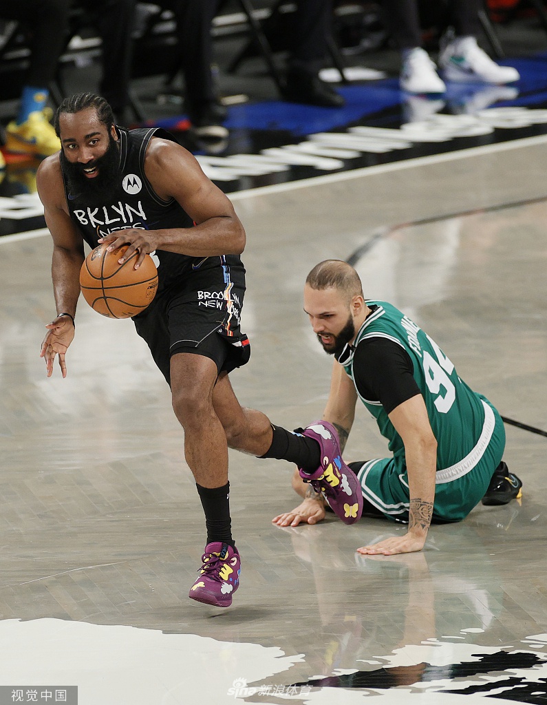 [NBA季后赛]凯尔特人108-130篮网 三巨头合砍61分