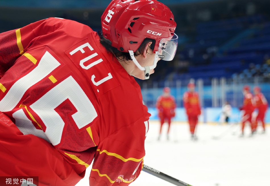 [男子冰球小组赛]中国Vs加拿大