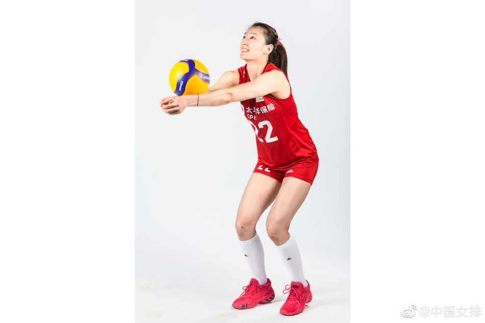 中国女排世联赛官方定妆照