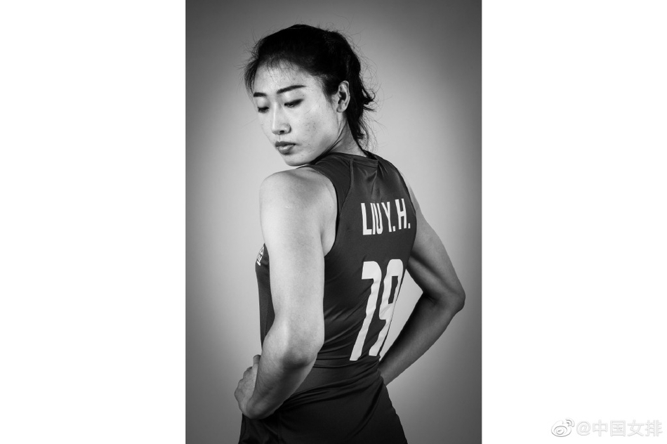 中国女排世联赛官方定妆照