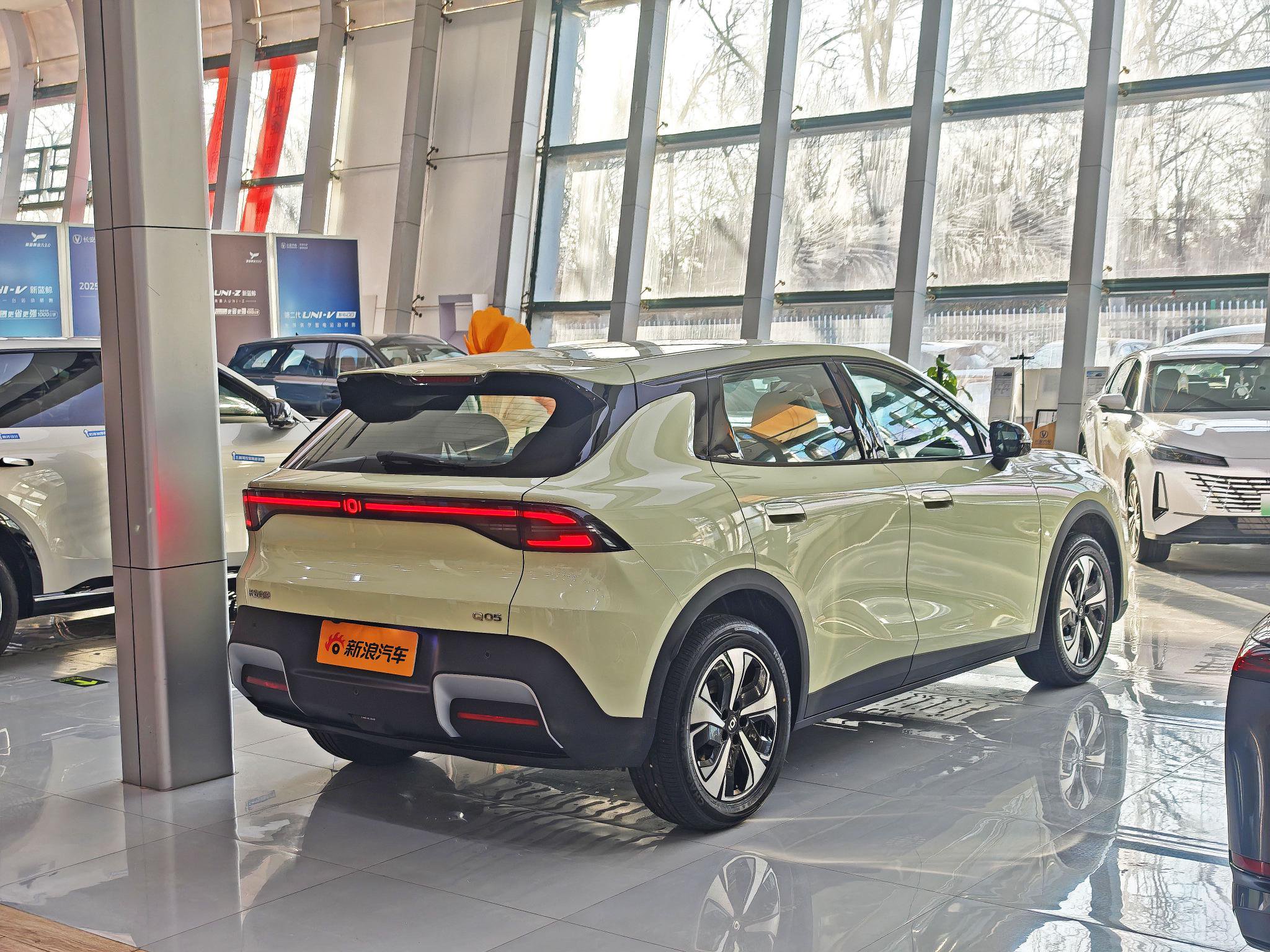 性价比极高 到店实拍长安启源全新Q05