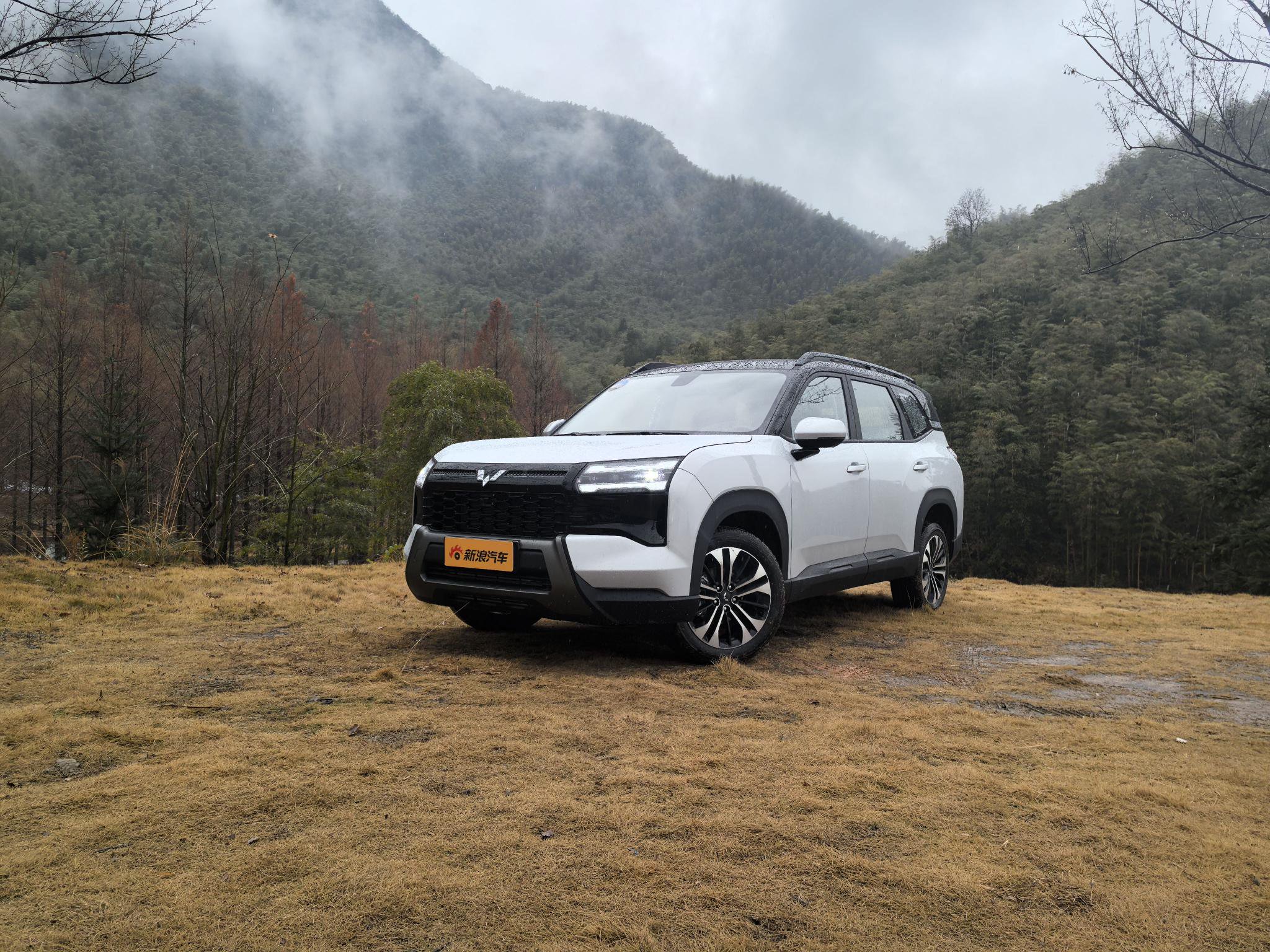 让全家出行更轻松 抢先试驾星光560燃油版