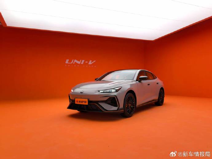 长安第三代UNI-V上市 售价10.29-11.99万元