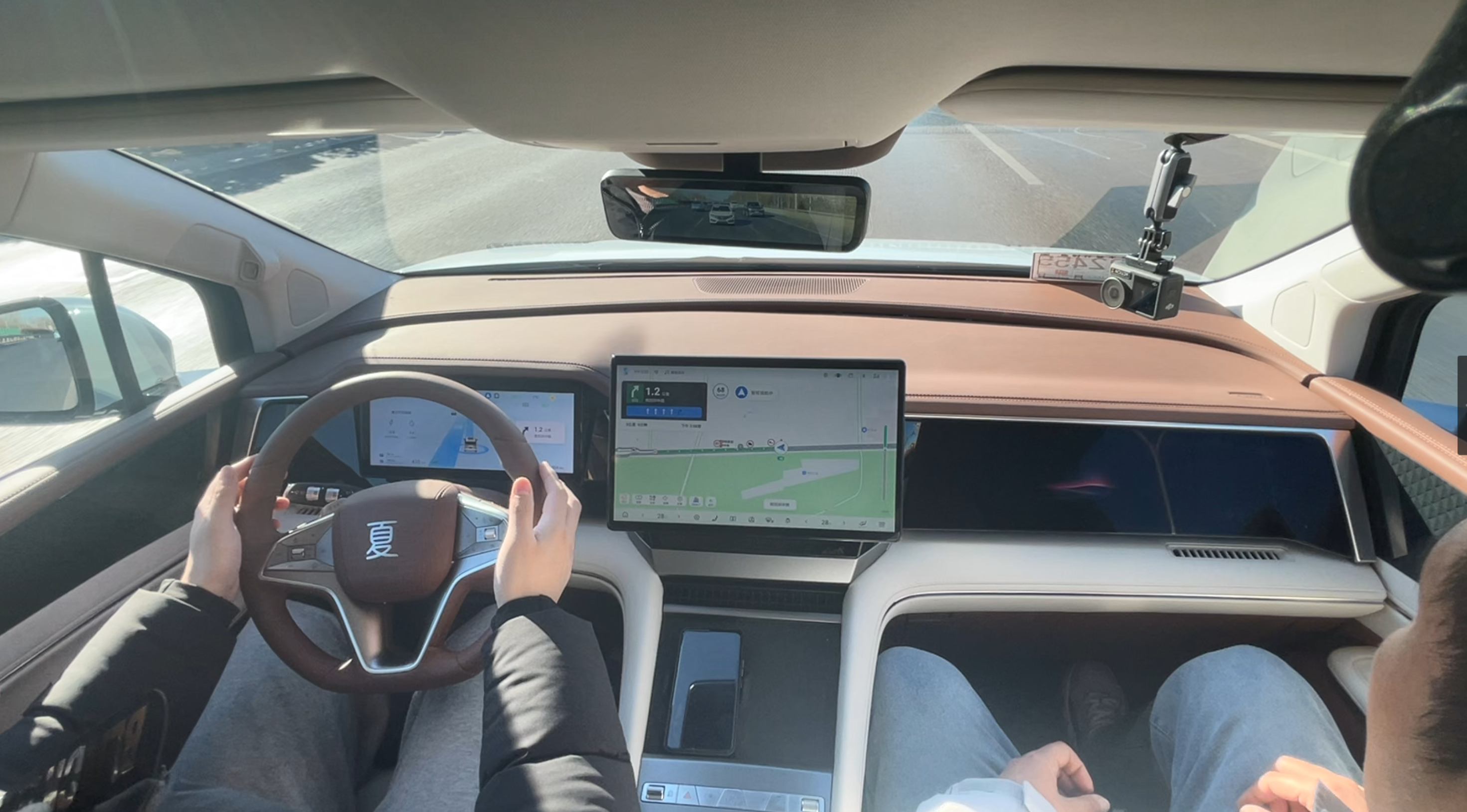 天神之眼高阶智驾上车！ 到店实拍比亚迪夏