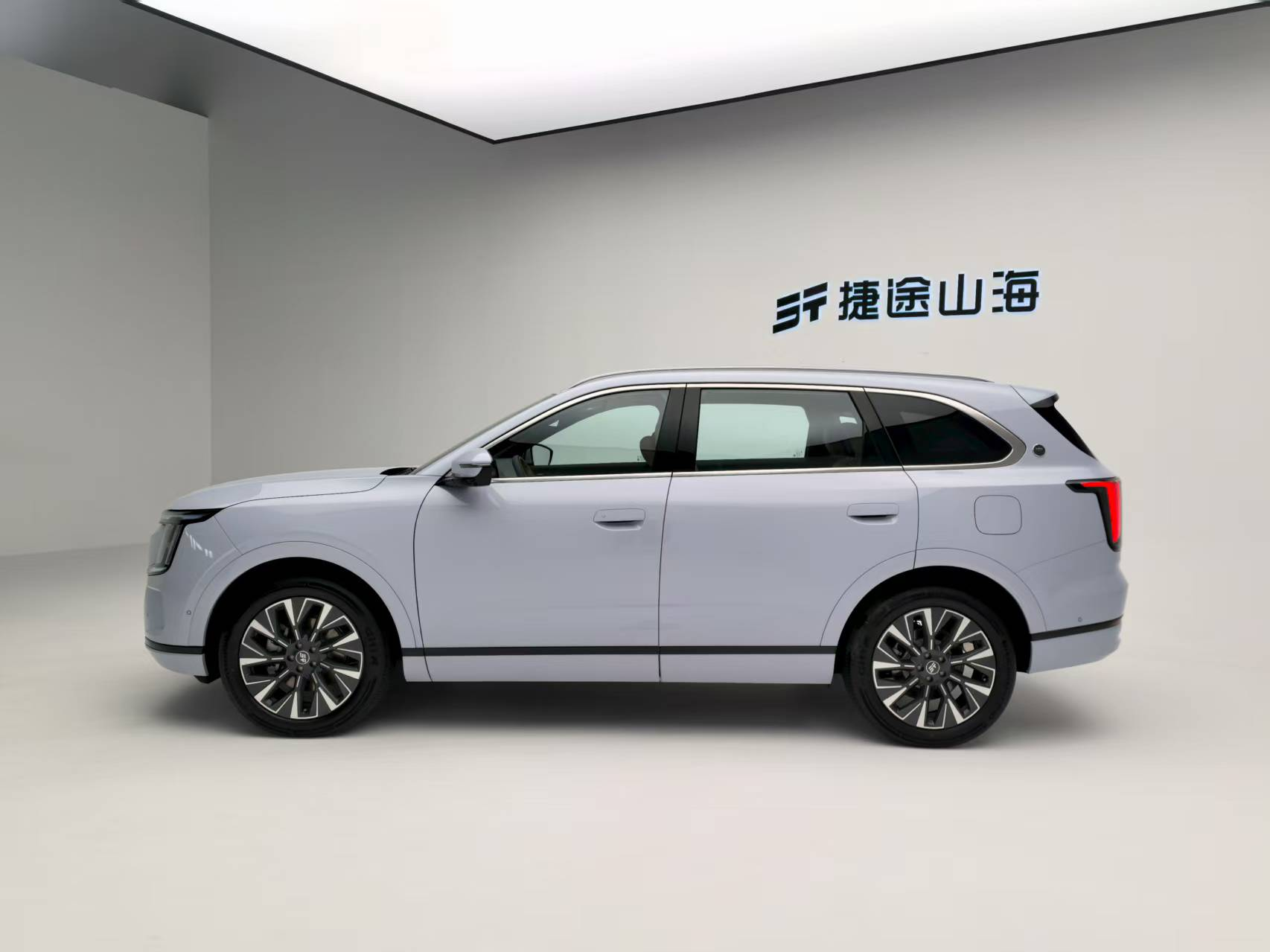 捷途山海L7 PLUS预售 限时权益价12.99-17.99万元