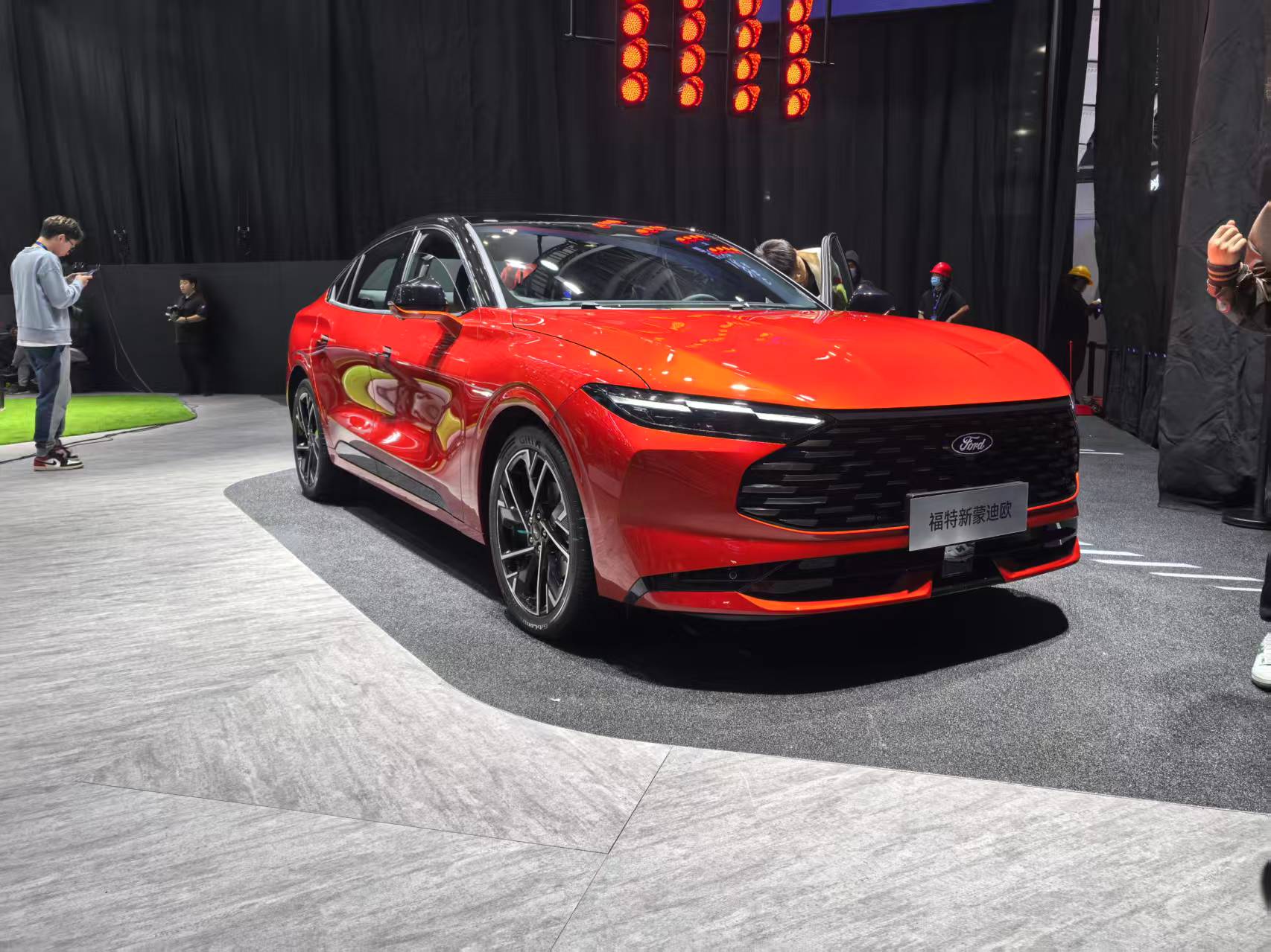 2025广州车展探馆：福特全新蒙迪欧亮相