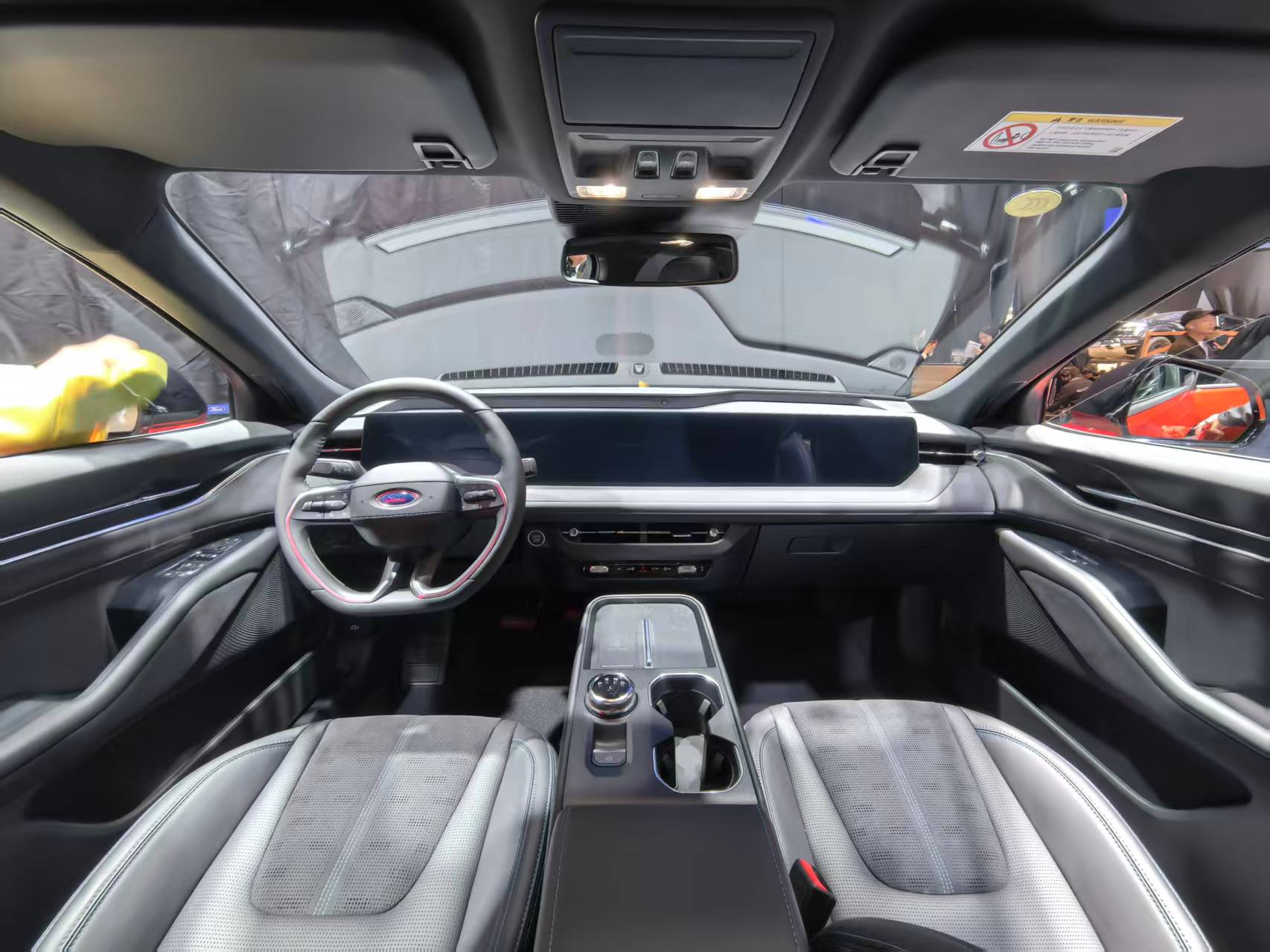 2025广州车展探馆：福特全新蒙迪欧亮相