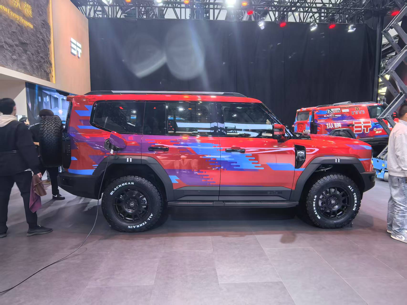 2025广州车展探馆：纵横G700环塔版亮相