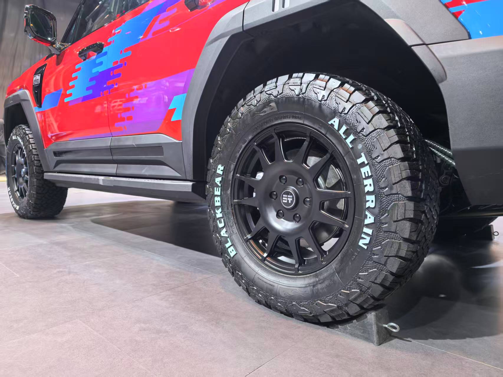 2025广州车展探馆：纵横G700环塔版亮相