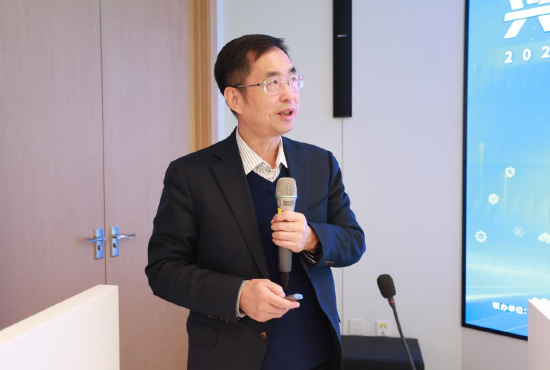 清华大学五道口金融学院金融安全研究中心主任周道许