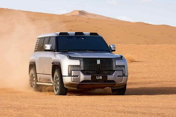 仰望U8四月销售952辆 百万级新能源SUV月度销冠