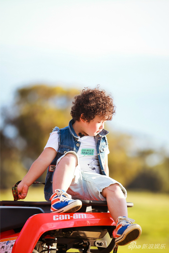 "胖轩"携酷妈加盟儿歌盛典 萌娃唱儿歌|儿歌|夏克立|黄嘉千_新浪娱乐_