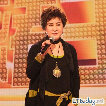 72岁女艺人入豪门30年 分产无望怒分居|杨丽花|豪门|女星_新浪娱乐_新浪网