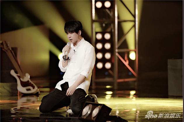 潘粤明大玩摇滚