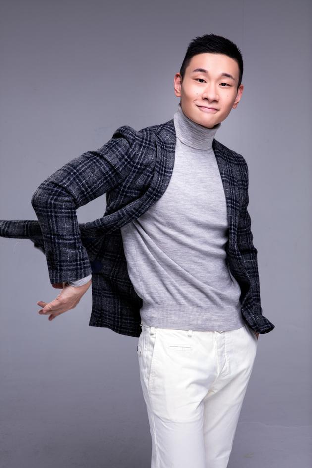 李晨执导电影《空天猎》定档,女主竟是范冰冰!