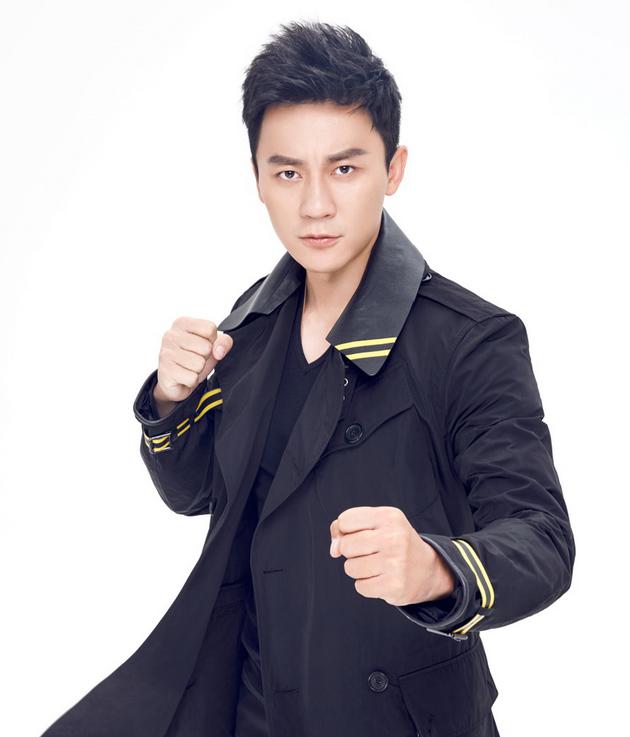 李晨