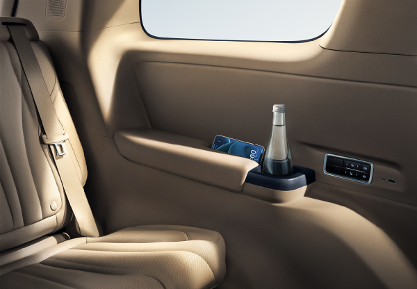 别克世纪新增七座臻享款 售价46.99万元