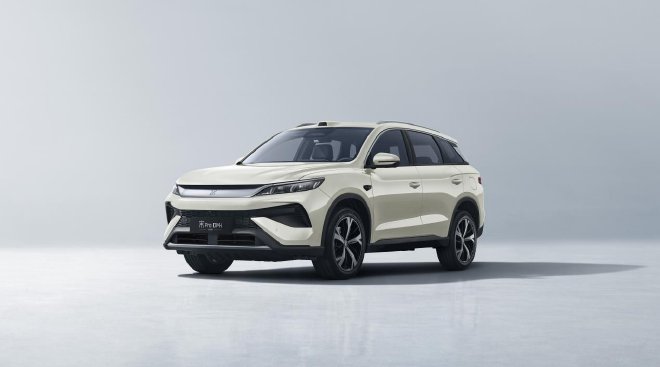 纯电续航301km 宋Pro DM-i飞驰版上市9.99万起